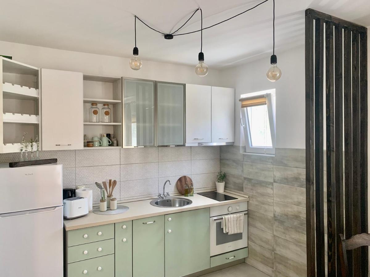 Apartment W *