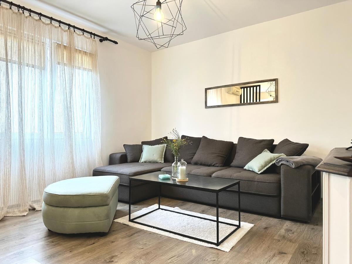 Apartment W *